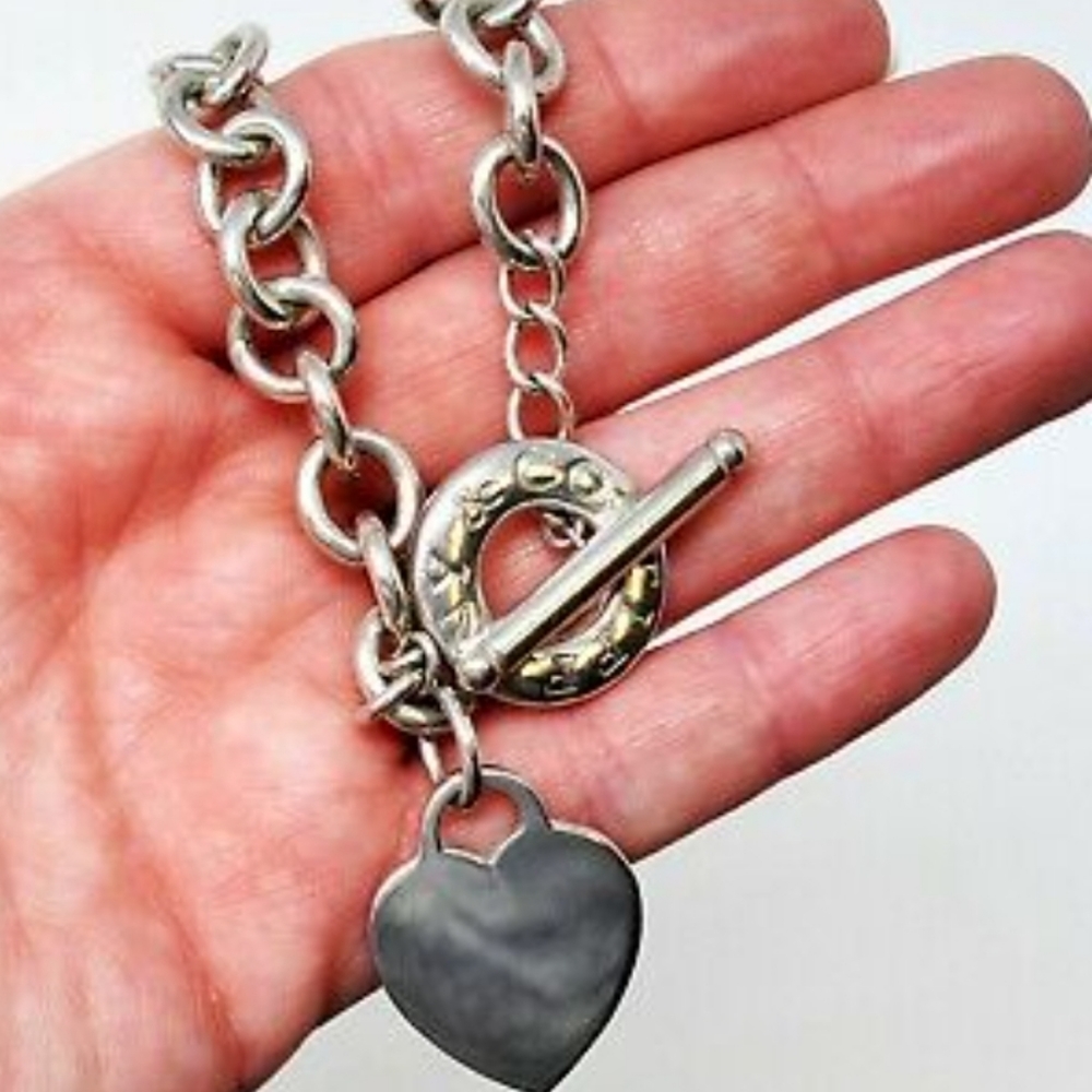 TIFFANY'S 925 STERLING SILVER HEART TOGGLE NECKLACE 16 INCHES LONG